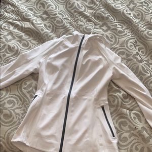 lululemon cross chill jacket